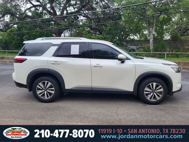 Used 2023 Nissan Pathfinder SL FWD image 6
