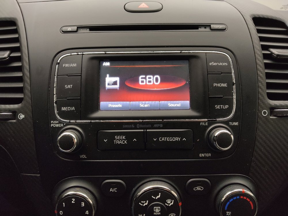 Used 2014 Kia Forte EX image 25