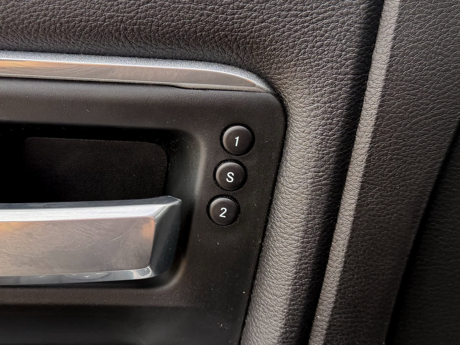 Used 2020 RAM 3500 Laramie image 26