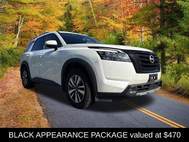 Certified 2023 Nissan Pathfinder SL w/ Black Appearance Package AWD/4WD image 2