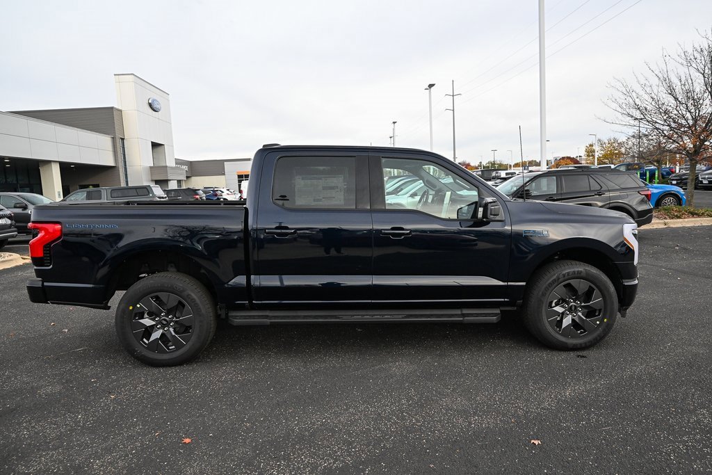 New 2025 Ford F150 Lightning Lariat image 3