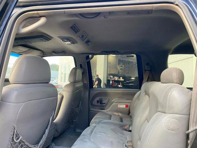 Used 1999 Chevrolet Tahoe Z71 w/ Preferred Equipment Group image 24