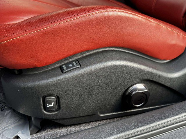 Used 2024 Nissan GT-R w/ Floor Mat Package AWD/4WD image 23