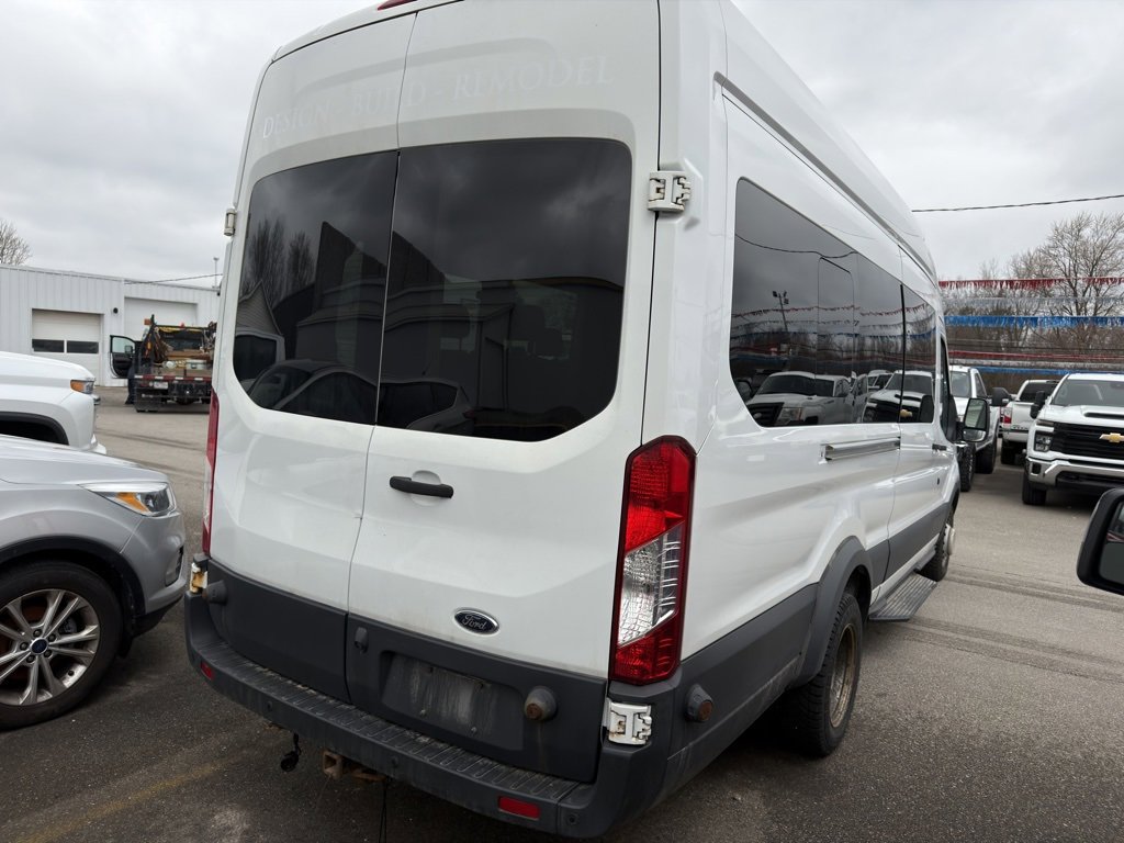 Used 2017 Ford Transit 350 XLT image 3