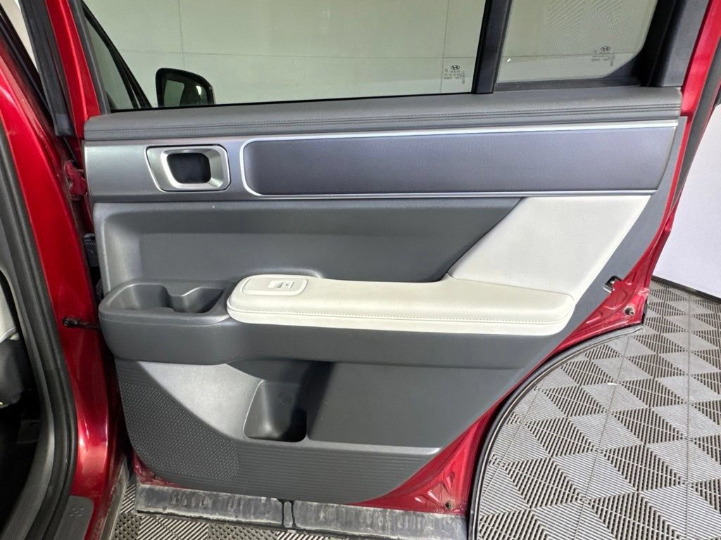 Used 2025 Hyundai Santa Fe SEL AWD/4WD image 38