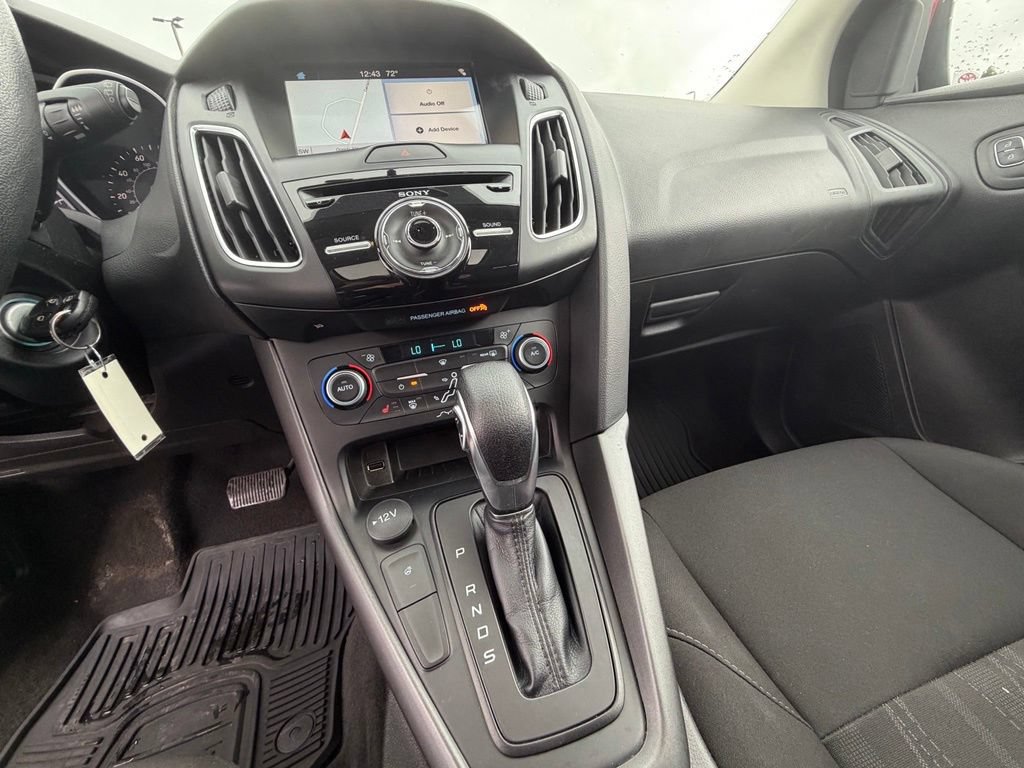 Used 2018 Ford Focus SEL w/ Cold Weather Package FWD image 25