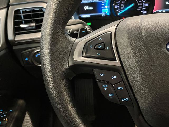Used 2019 Ford Fusion SE FWD image 26