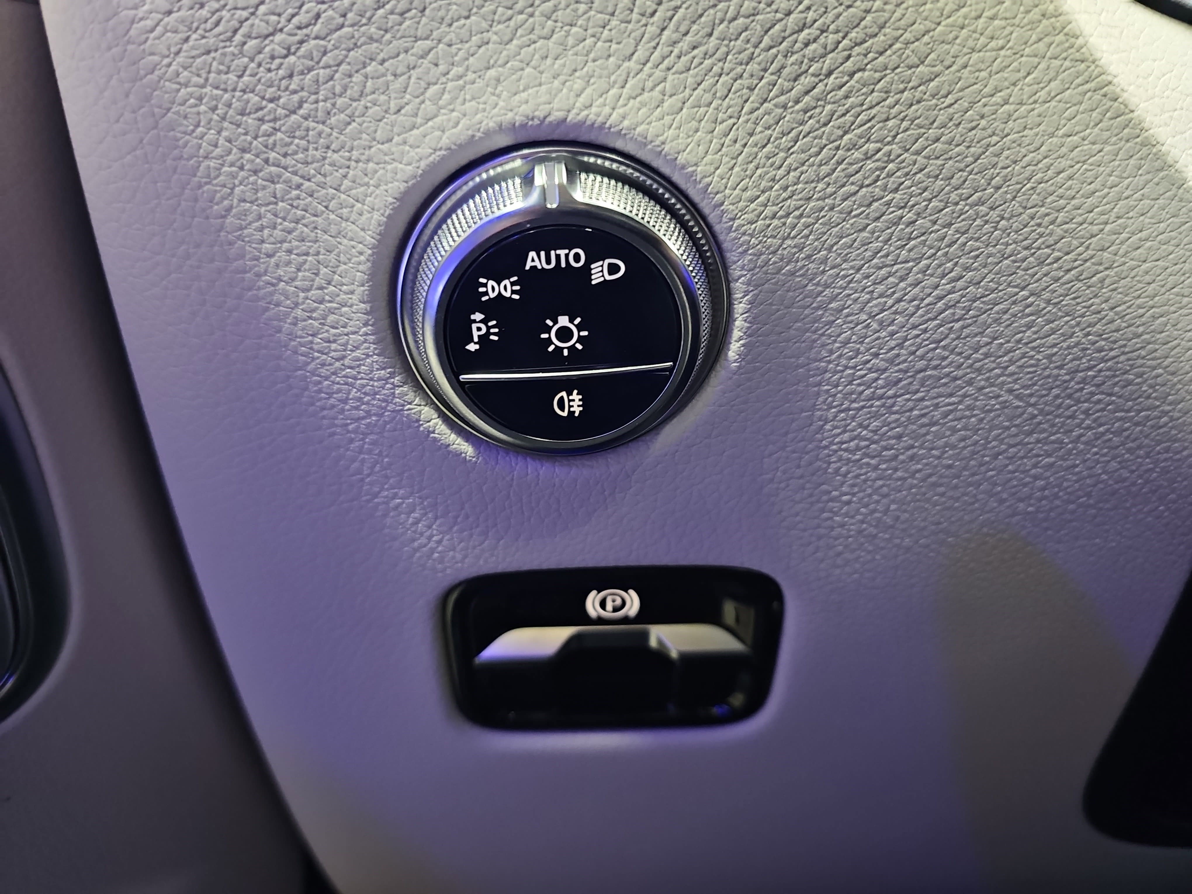 Certified 2025 Mercedes-Benz GLC 300 4MATIC image 28