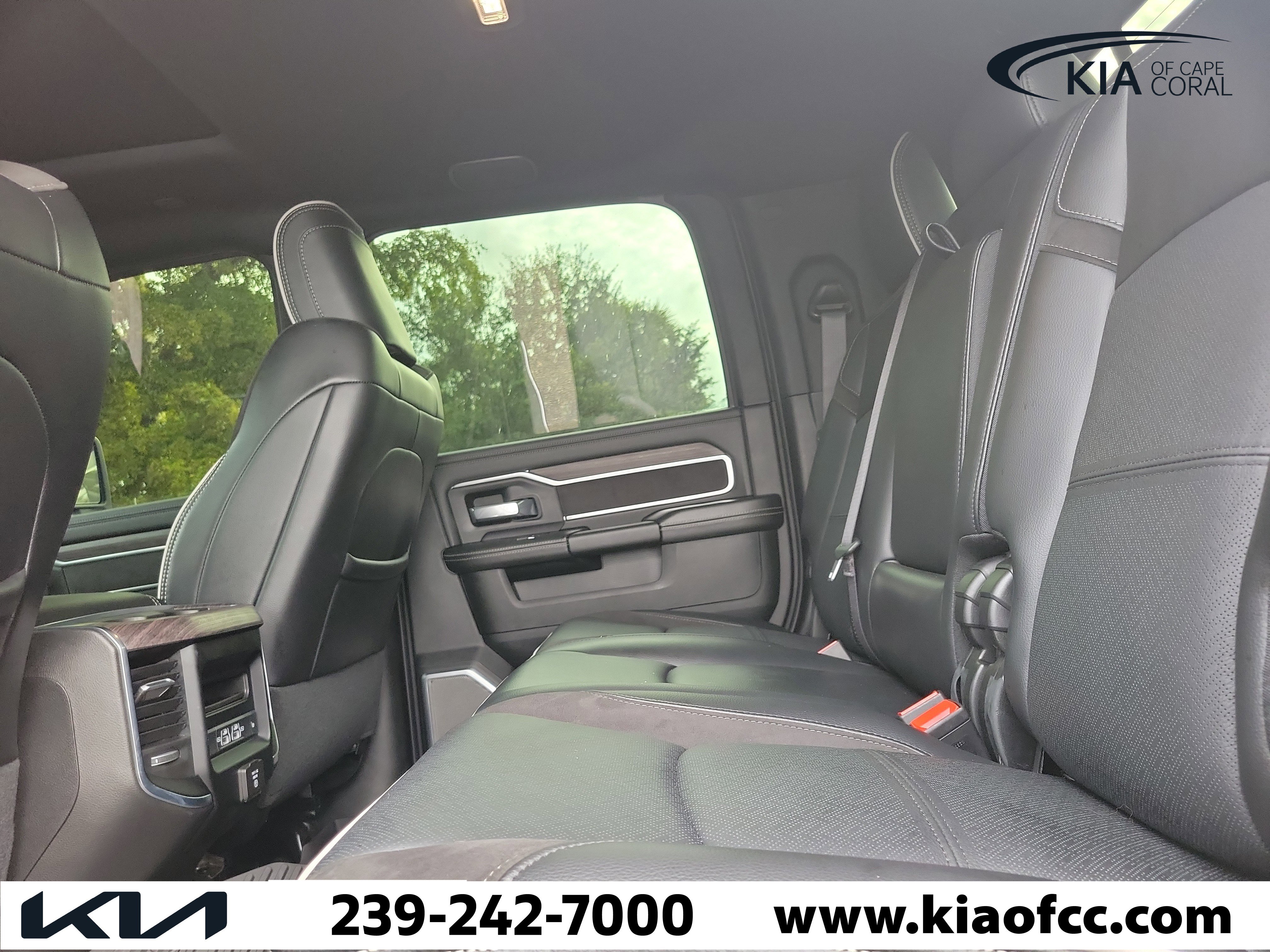 Used 2026 RAM 2500 Laramie AWD/4WD image 16