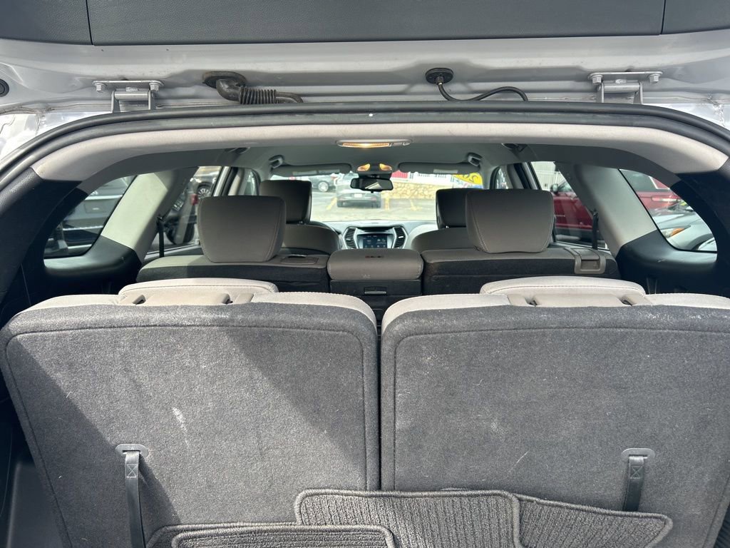 Used 2019 Hyundai Santa Fe XL SE image 27