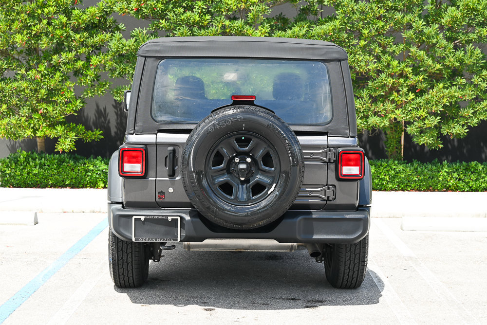 Used 2020 Jeep Wrangler Sport AWD/4WD image 5