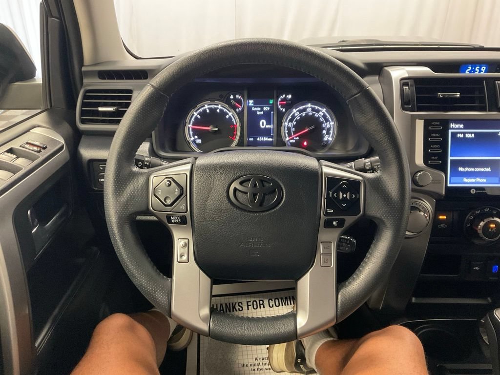 Used 2022 Toyota 4Runner TRD Sport AWD/4WD image 7