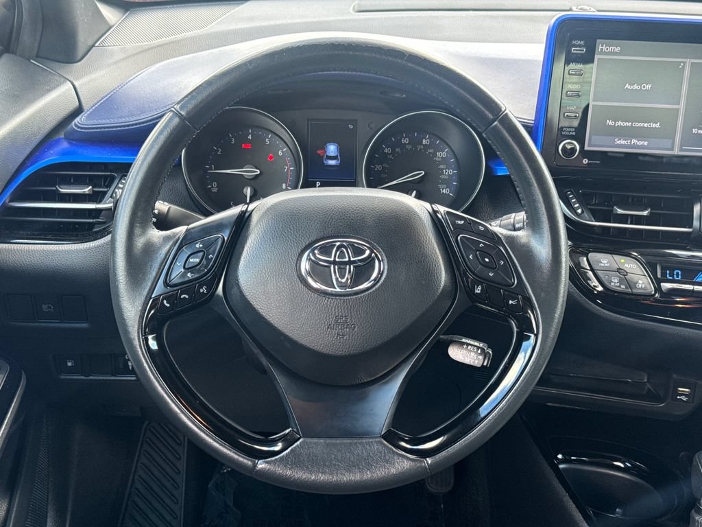 Used 2021 Toyota C-HR XLE FWD image 13