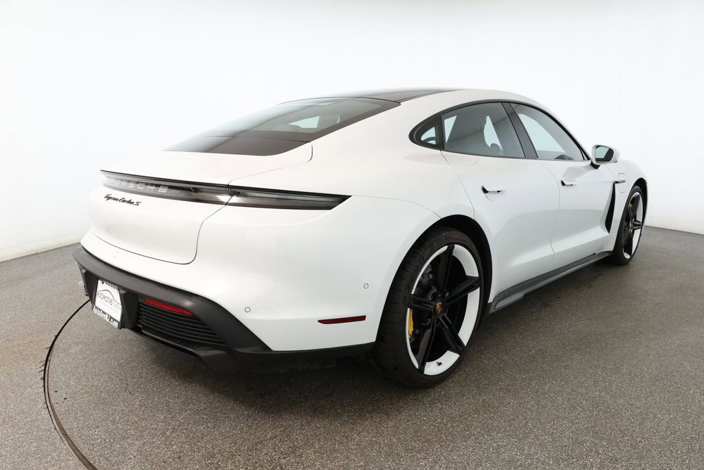 Used 2020 Porsche Taycan Turbo S image 4
