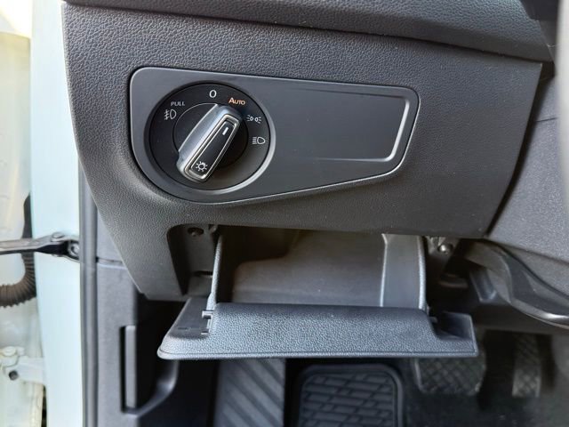 Used 2021 Volkswagen Tiguan SEL w/ 2-Row Tiguan MDO Package image 24