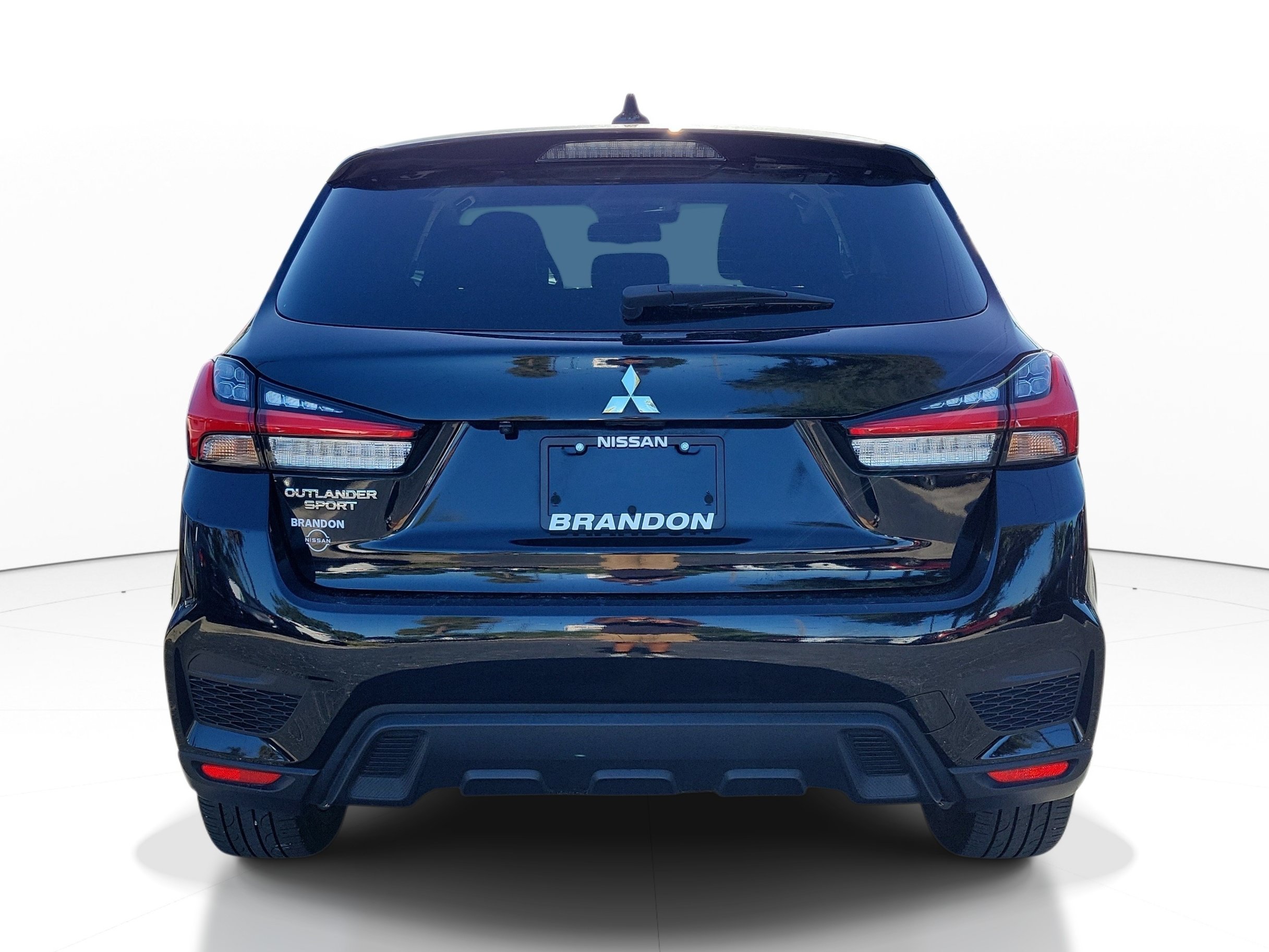Used 2023 Mitsubishi Outlander Sport ES AWD/4WD image 6