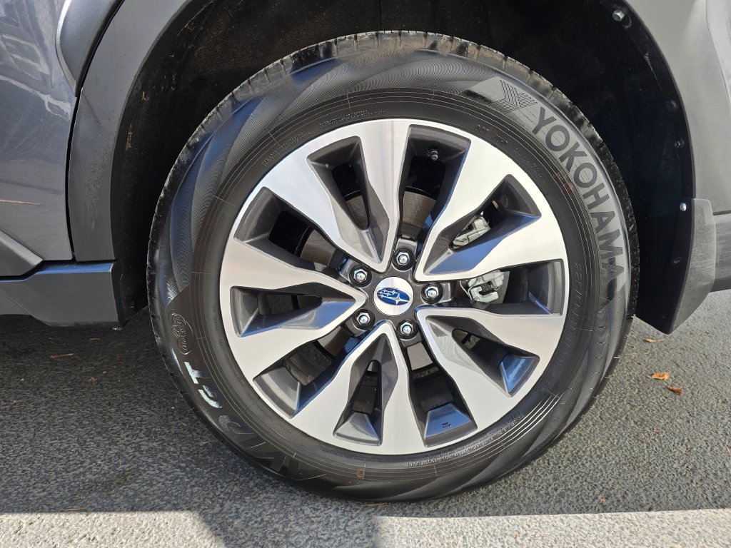 Used 2025 Subaru Outback Limited AWD/4WD image 6