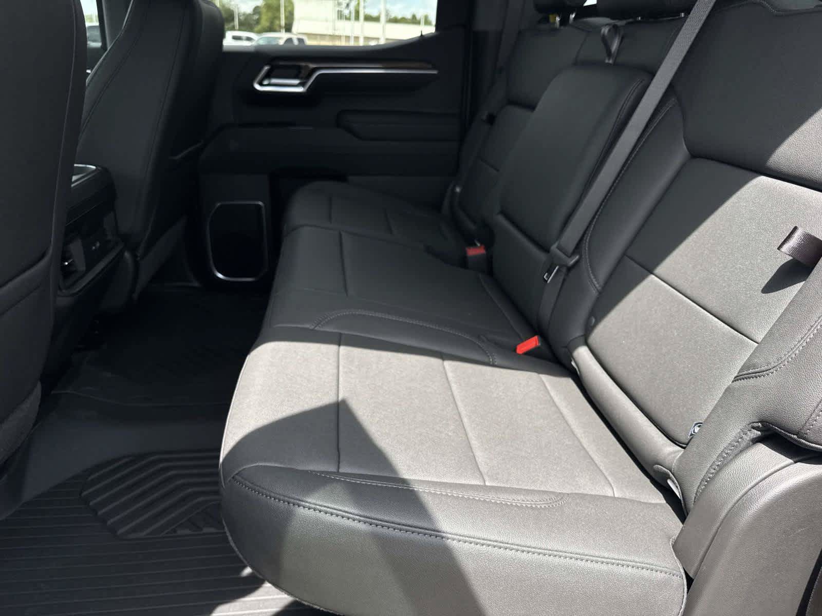 New 2026 Chevrolet Silverado 1500 RST w/ RST All Star Premium Package AWD/4WD image 8