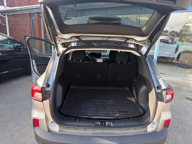 Used 2023 Ford Escape Active w/ Tech Pack #2 FWD image 14