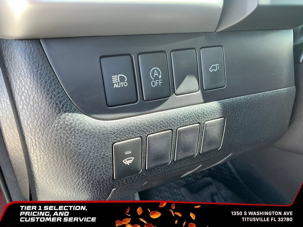 Used 2018 Toyota Highlander Plus w/ Carpet Mat Package (TMS) AWD/4WD image 25