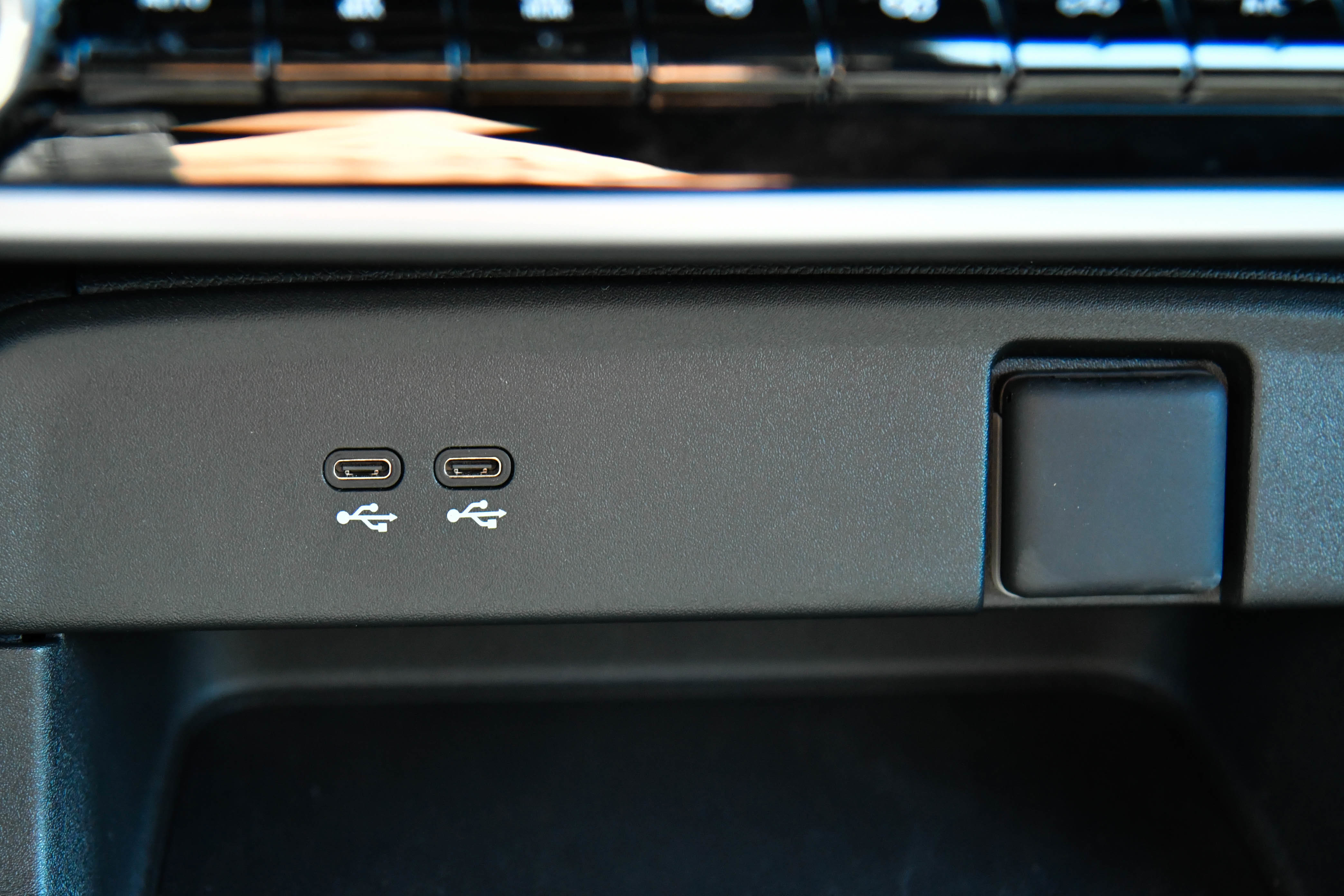 Used 2024 Honda Prologue EX image 28