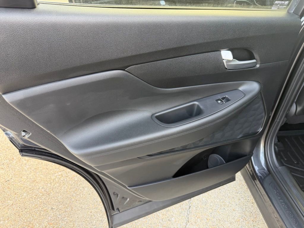 Used 2022 Hyundai Santa Fe SEL image 15