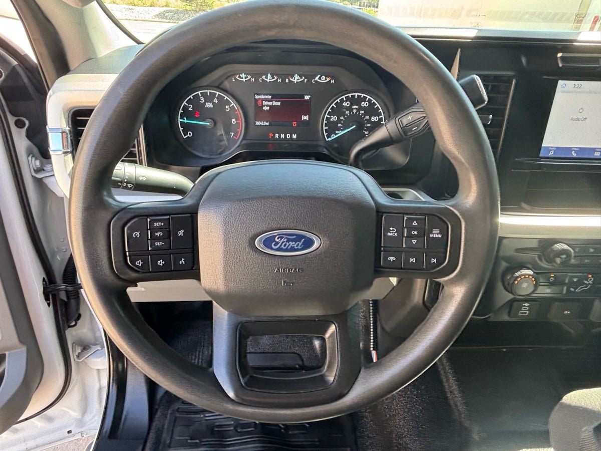 Used 2023 Ford F250 XL w/ XL Off-Road Package AWD/4WD image 18