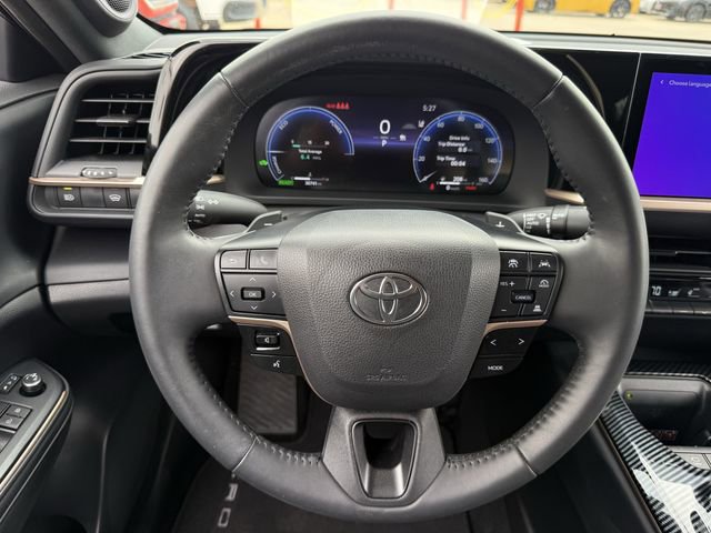 Used 2023 Toyota Crown Platinum AWD/4WD image 13