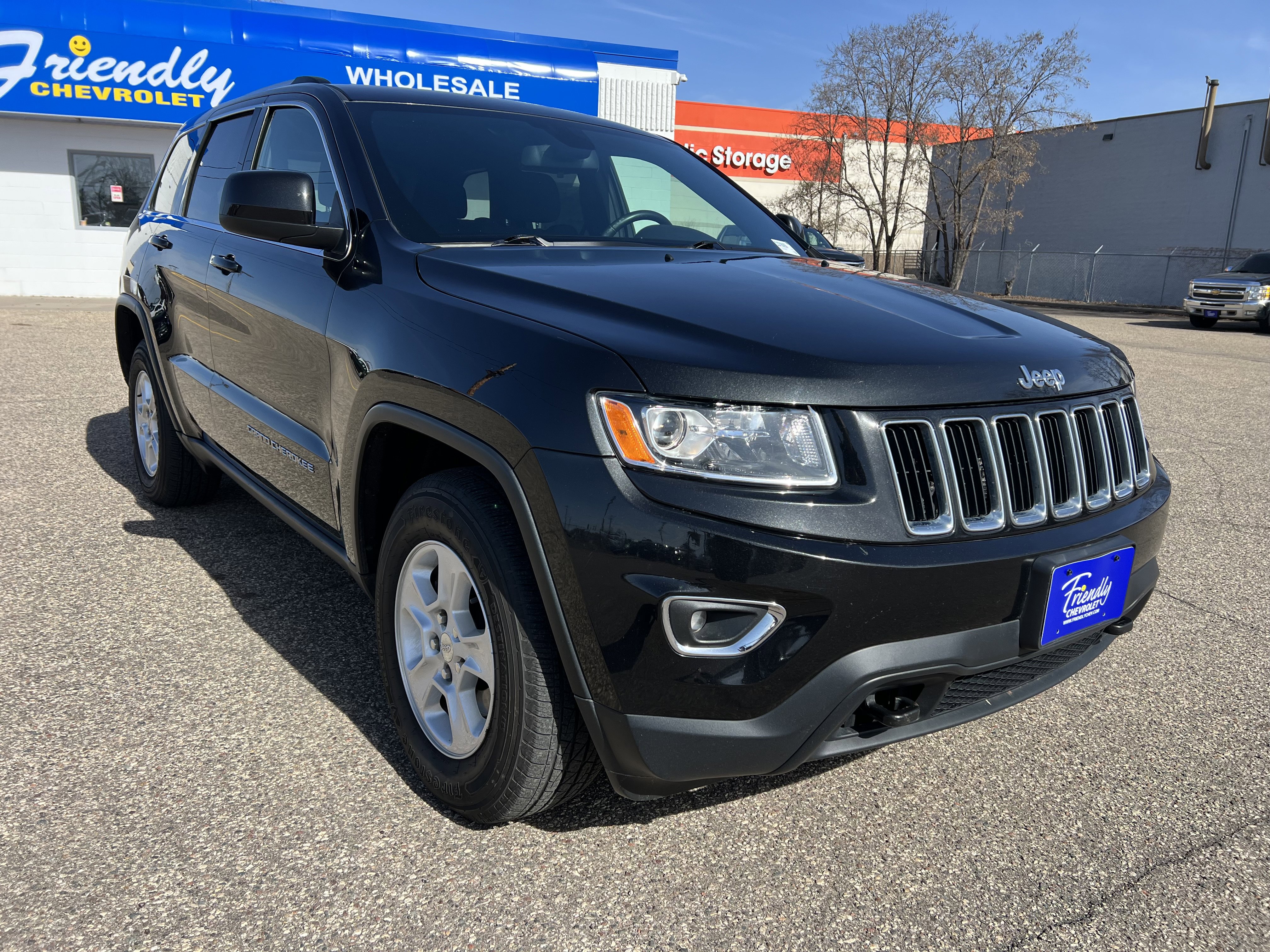 Used 2016 Jeep Grand Cherokee Laredo w/ Quick Order Package 23E image 3
