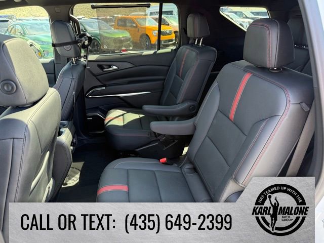 Used 2024 Chevrolet Traverse RS w/ LPO, Floor Liner Package image 28