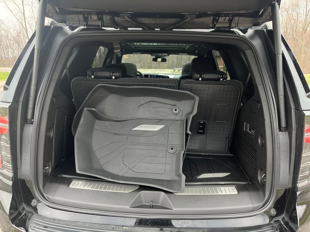 Used 2026 Chevrolet Tahoe RST w/ RST Capability Package image 18