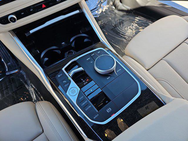 Certified 2024 BMW 330i Sedan w/ Premium Package image 24