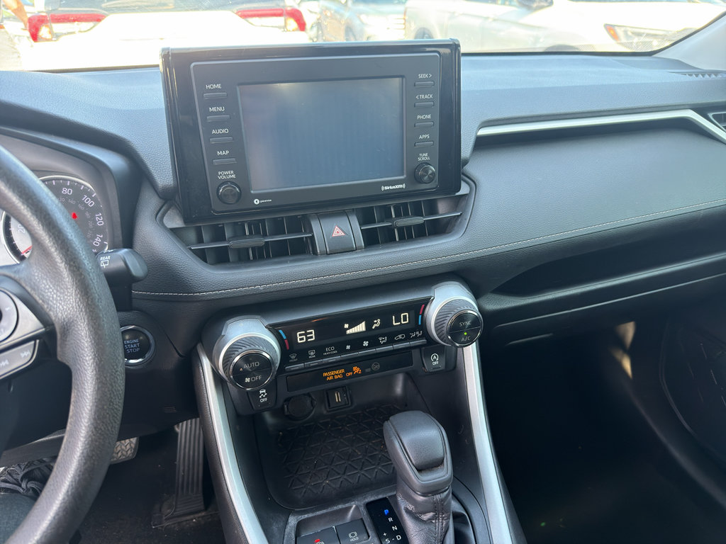 Used 2020 Toyota RAV4 XLE FWD image 12