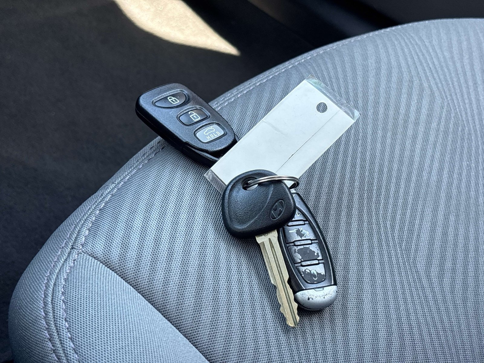 Used 2013 Hyundai Elantra GLS w/ Preferred Pkg FWD image 27