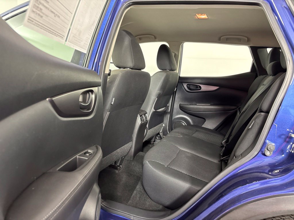 Used 2022 Nissan Rogue Sport S AWD/4WD image 27