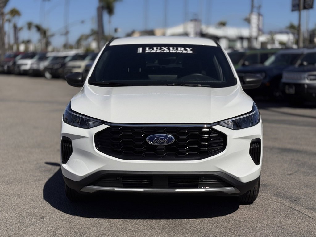 Used 2025 Ford Escape ST-Line w/ Tech Pack #1 image 6