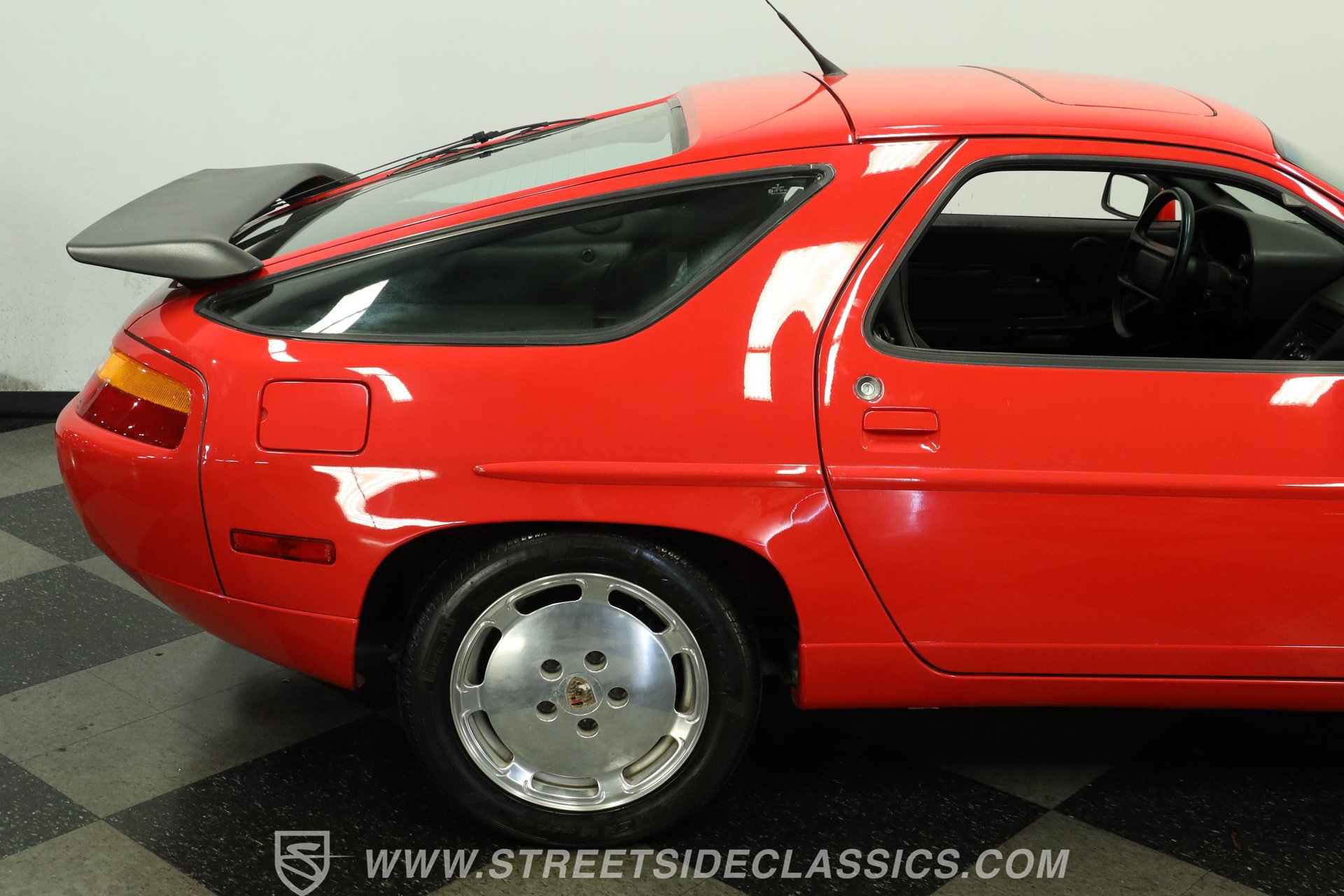 Used 1989 Porsche 928 S4 RWD image 28
