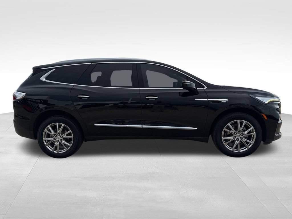 Certified 2023 Buick Enclave Essence w/ Experience Buick Package FWD image 7