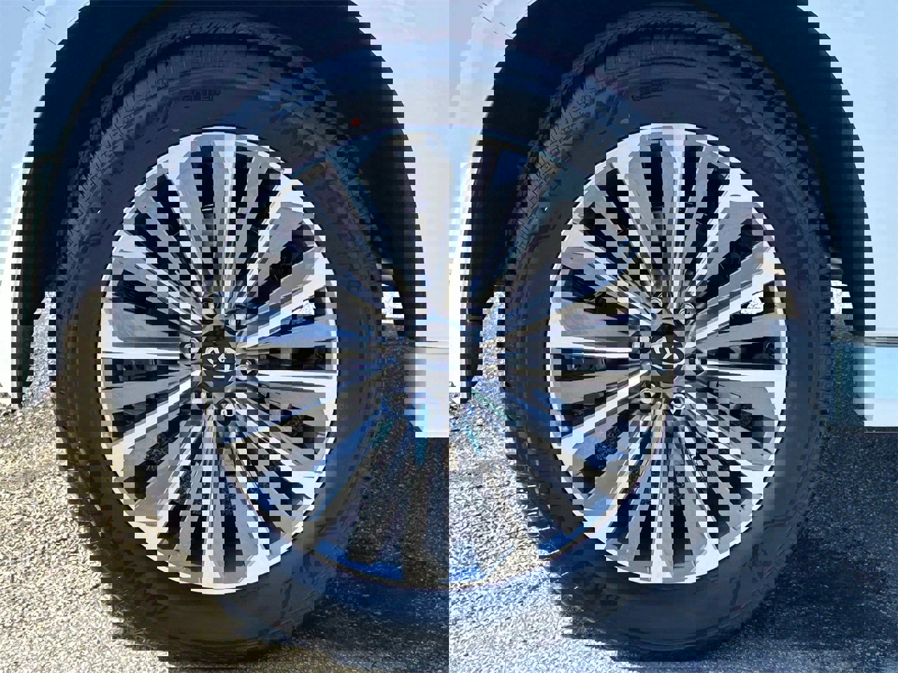 New 2026 INFINITI QX80 Luxe w/ Cargo Package image 7