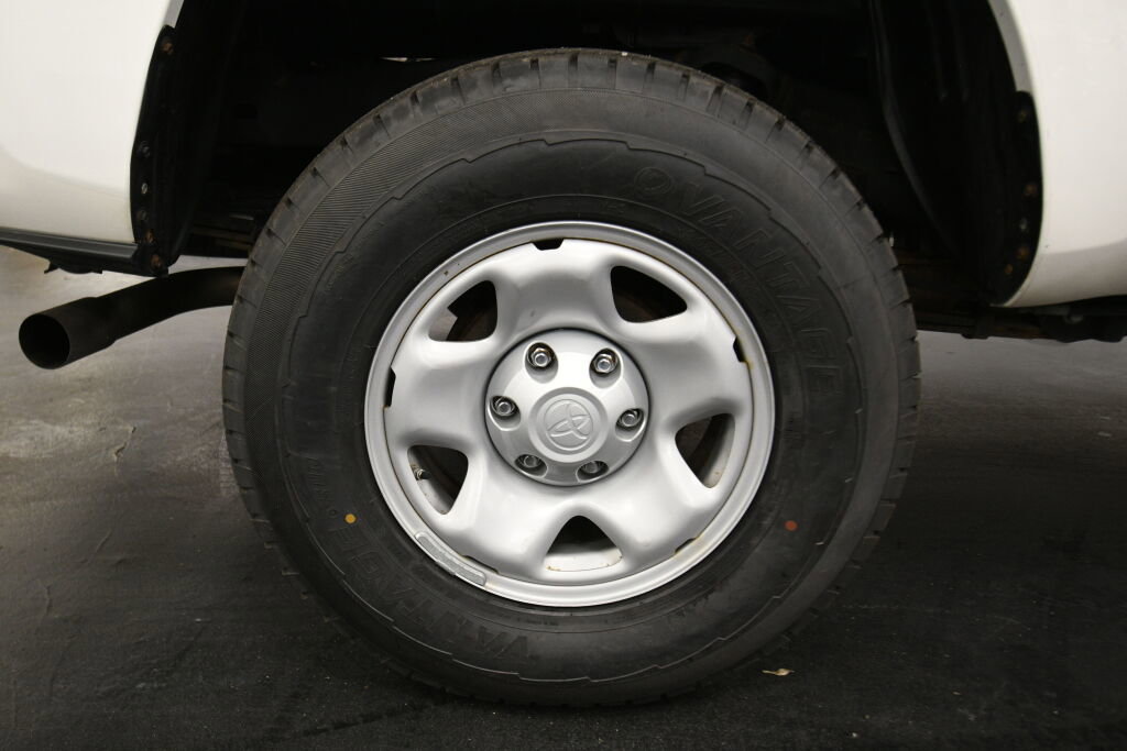 Certified 2021 Toyota Tacoma SR image 26