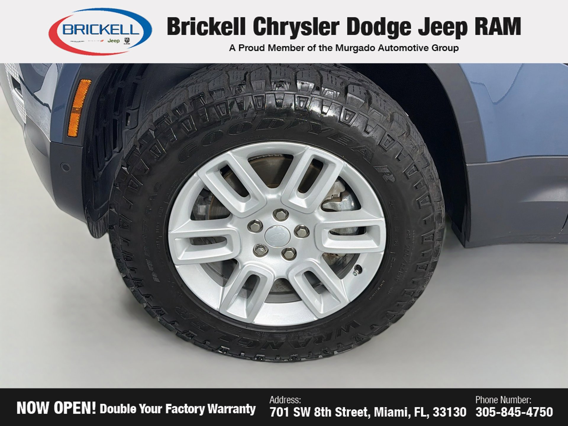 Used 2023 Land Rover Defender 110 S AWD/4WD image 38
