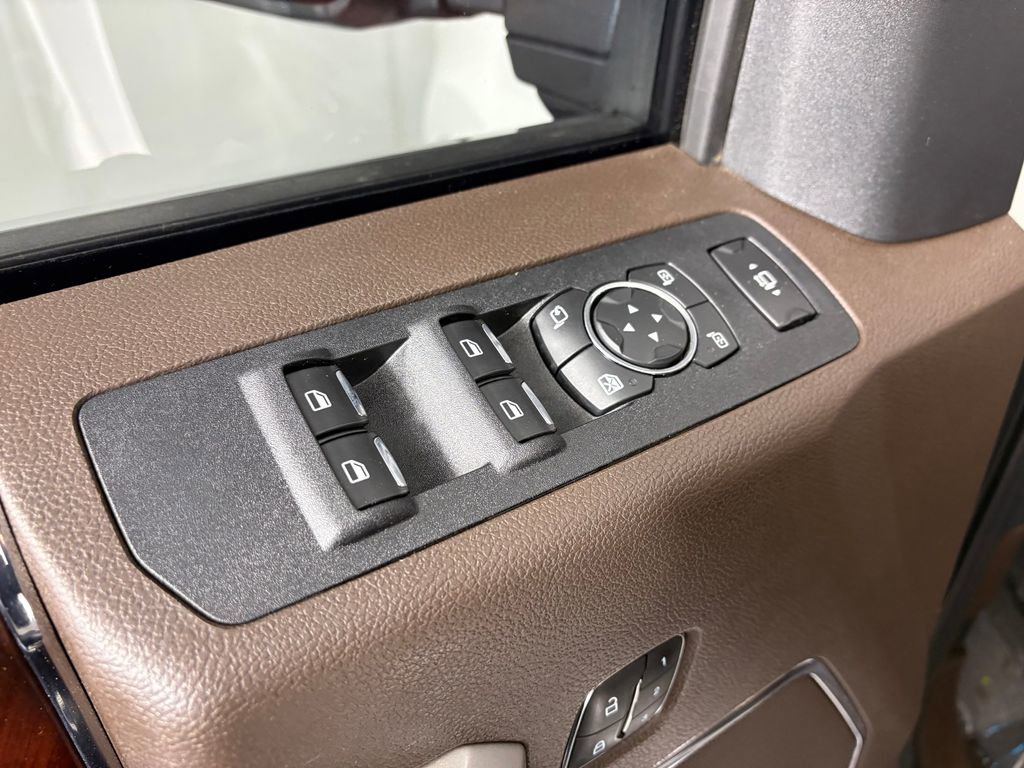 Certified 2019 Ford F250 King Ranch w/ King Ranch Ultimate Package AWD/4WD image 12
