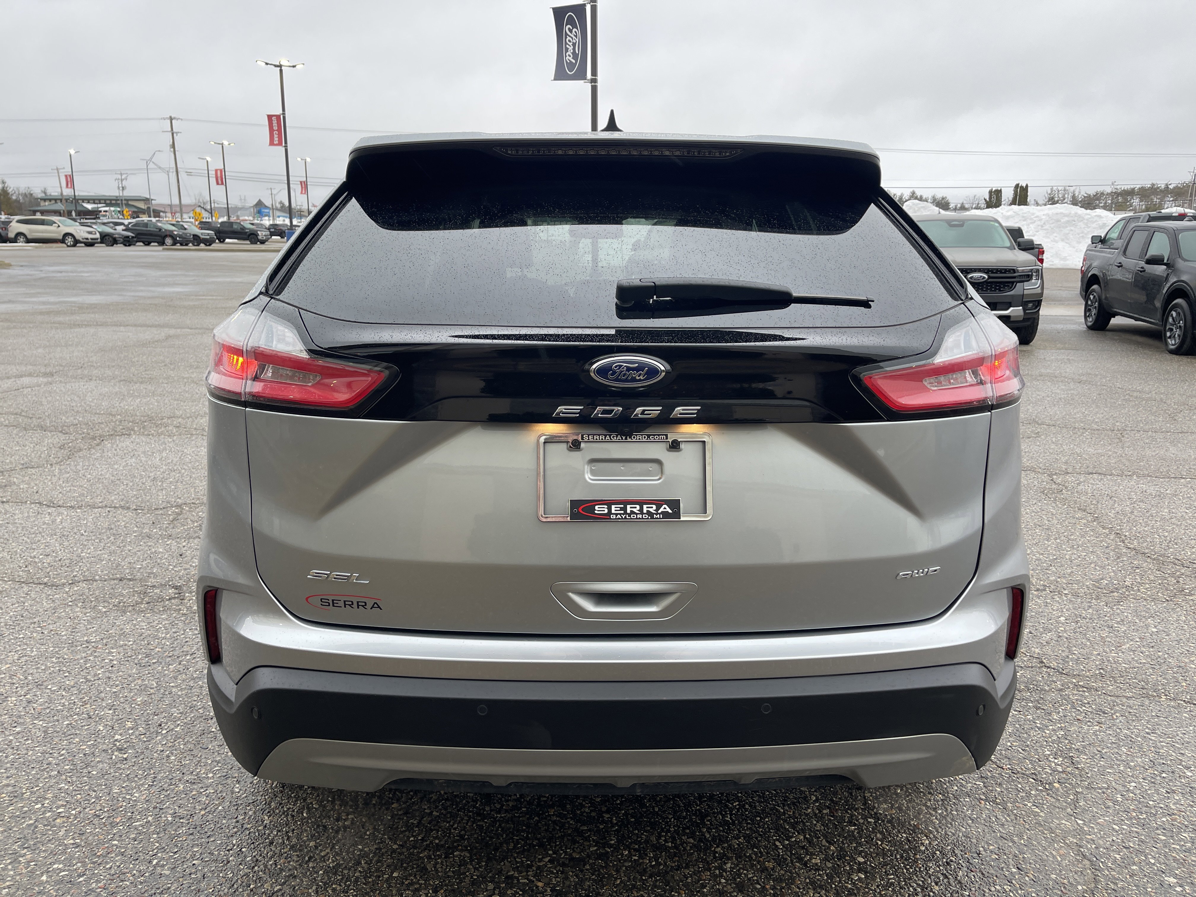 Used 2024 Ford Edge SEL w/ Convenience Package AWD/4WD image 4