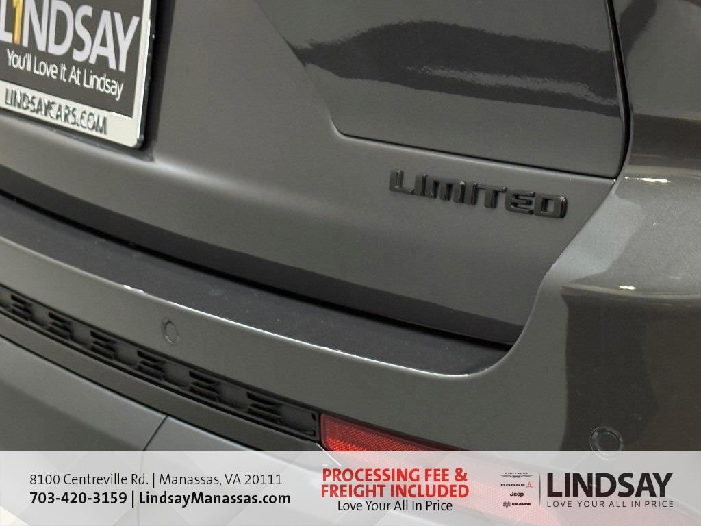 New 2025 Jeep Grand Cherokee L Limited w/ Luxury Tech Group II image 7