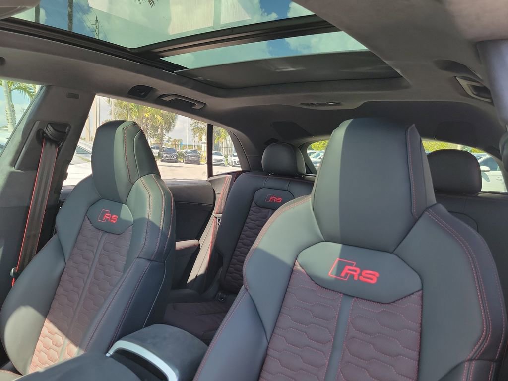 Certified 2026 Audi RS Q8 performance image 15