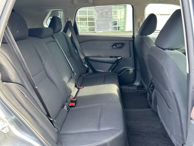 Used 2023 Nissan Rogue S image 13