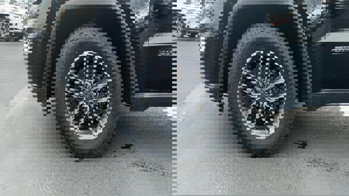 Used 2020 Jeep Grand Cherokee Limited image 30