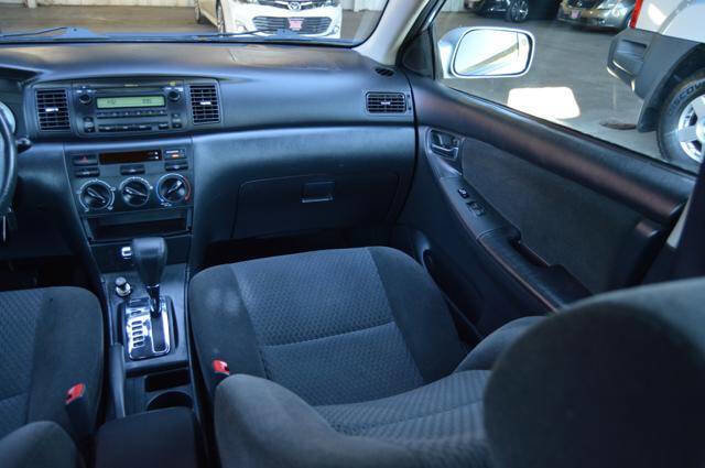 Used 2005 Toyota Corolla S image 36