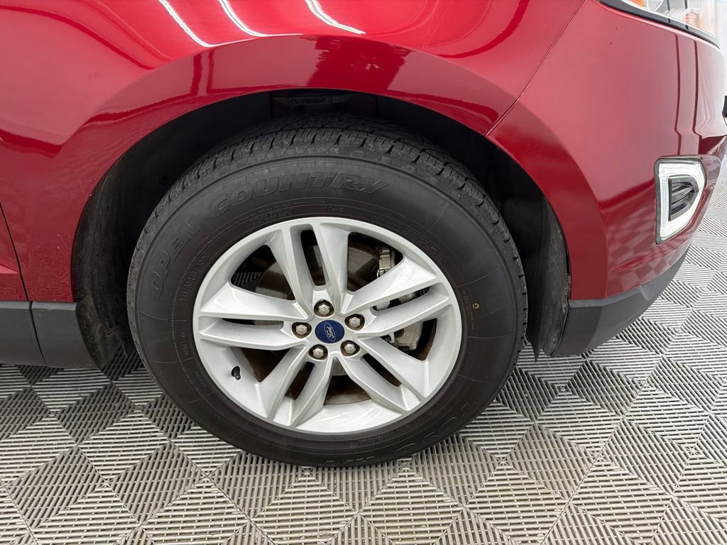 Used 2018 Ford Edge SEL w/ Equipment Group 201A FWD image 13