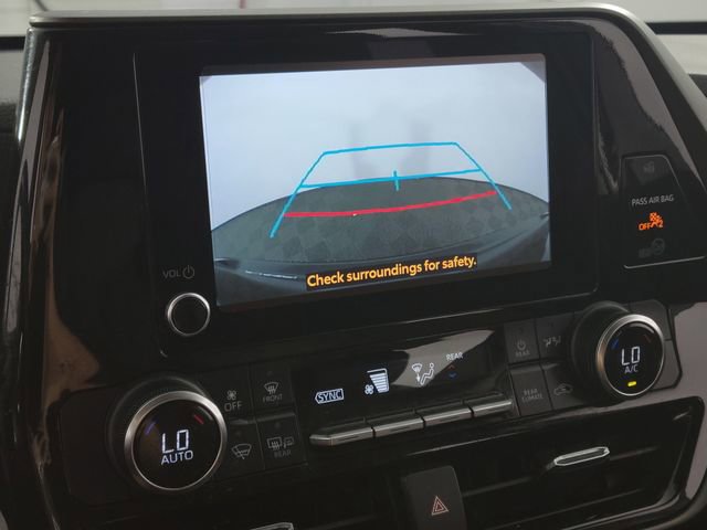 Used 2023 Toyota Highlander LE image 20